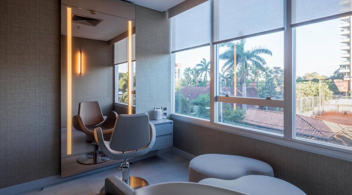 EN ALQUILER LUJOSO DEPARTAMENTO EN LA TORRE EMINENT — foto 3