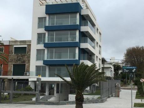 Vendo Apartamento 3 Dormitorios , Malvin, Montevideo Uruguay