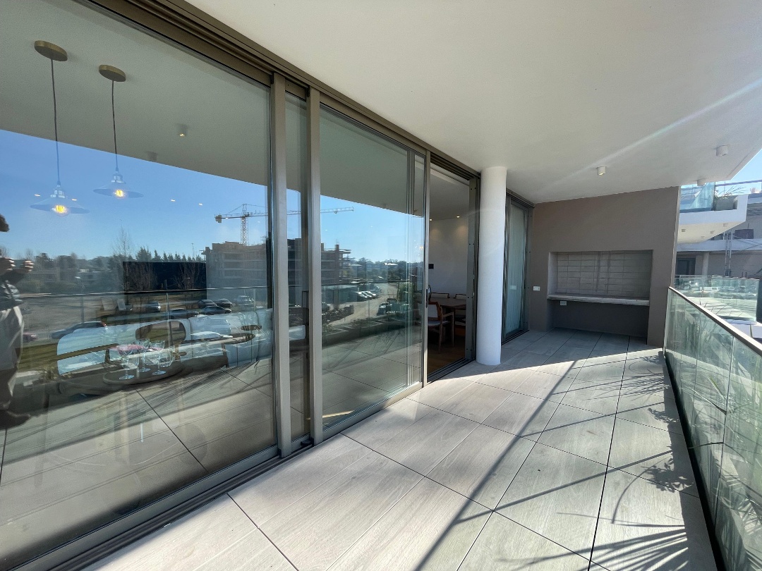 Alquiler Apartamento Premium ubicado en Barrio Parque Jardín, a metros de San Nicolás y de Camino Carrasco · Foto 12