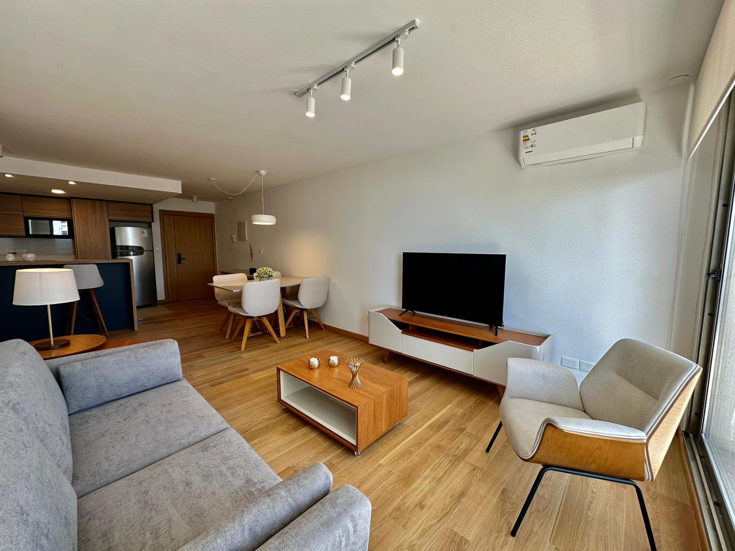 Alquiler Apartamento 2 dormitorios Gje a estrenar AMOBLADO en Punta Carretas