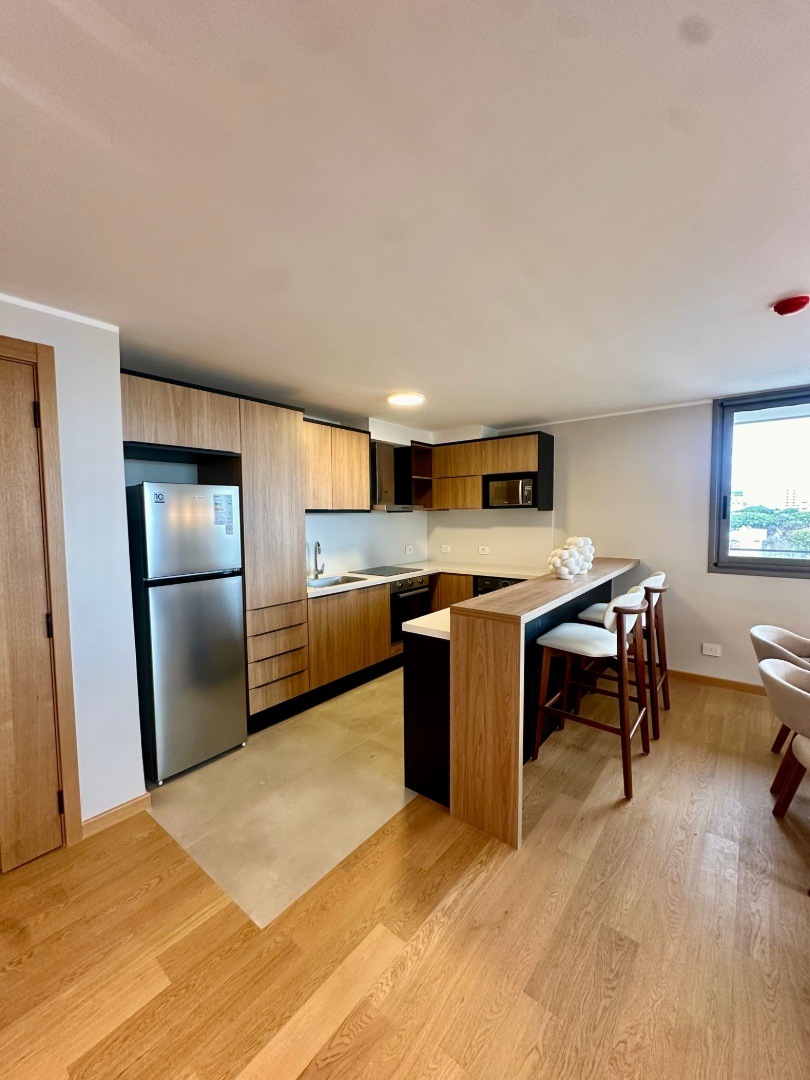 Alquiler Apartamento 1 dormitorio con PATIO Parrillero a estrenar  en Punta Carretas · Photo 6