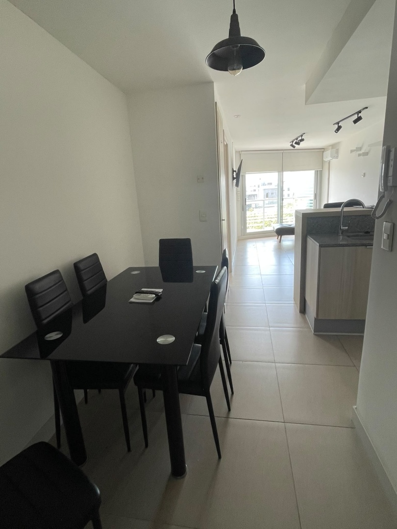 Alquiler Apartamento de 1 dormitorio, 2 baños, Garaje gimnasio, piscina, barbacoa, Pocitos, · Foto 5