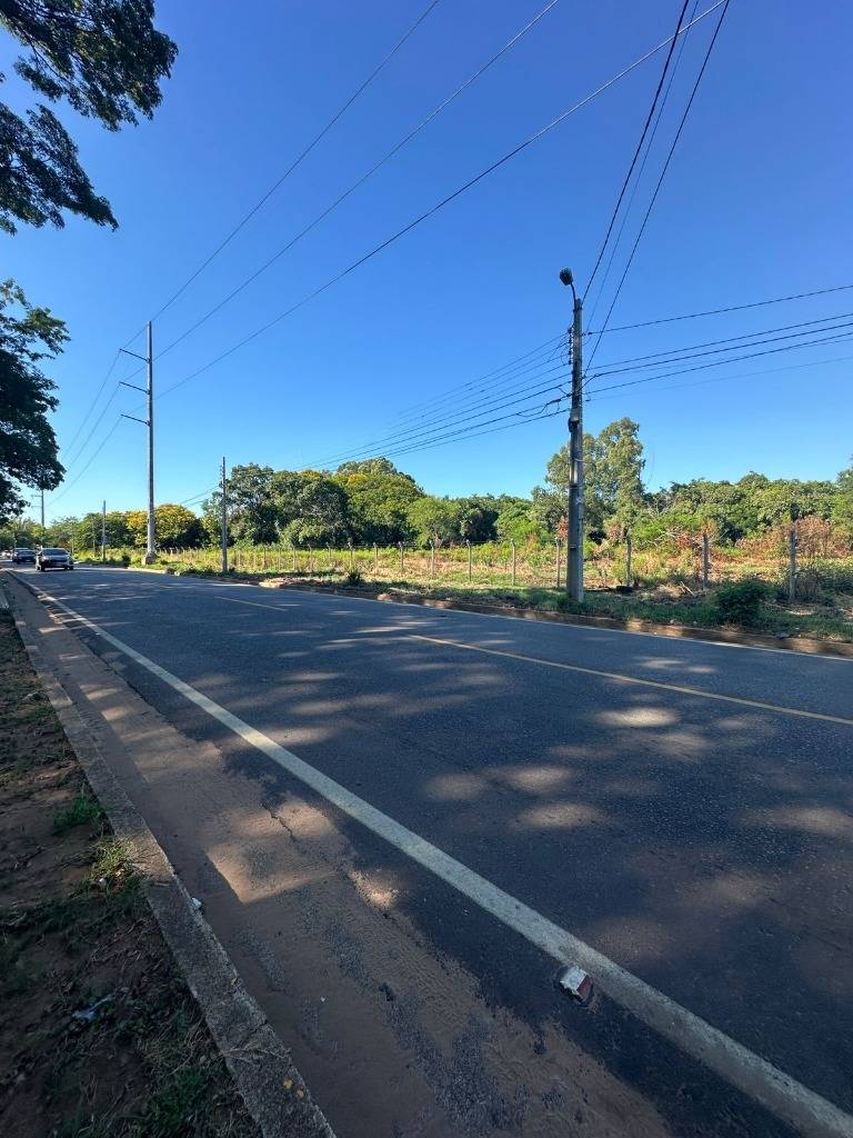 ¡OPORTUNIDAD ÚNICA! TERRENO EN ALQUILER SOBRE AVENIDA LAGUNA GRANDE — foto 2