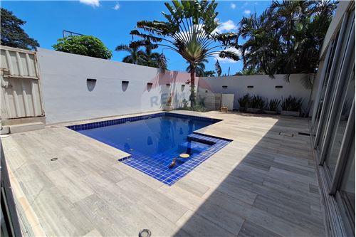 ALQUILO RESIDENCIA EN MBURUCUYA — foto 3