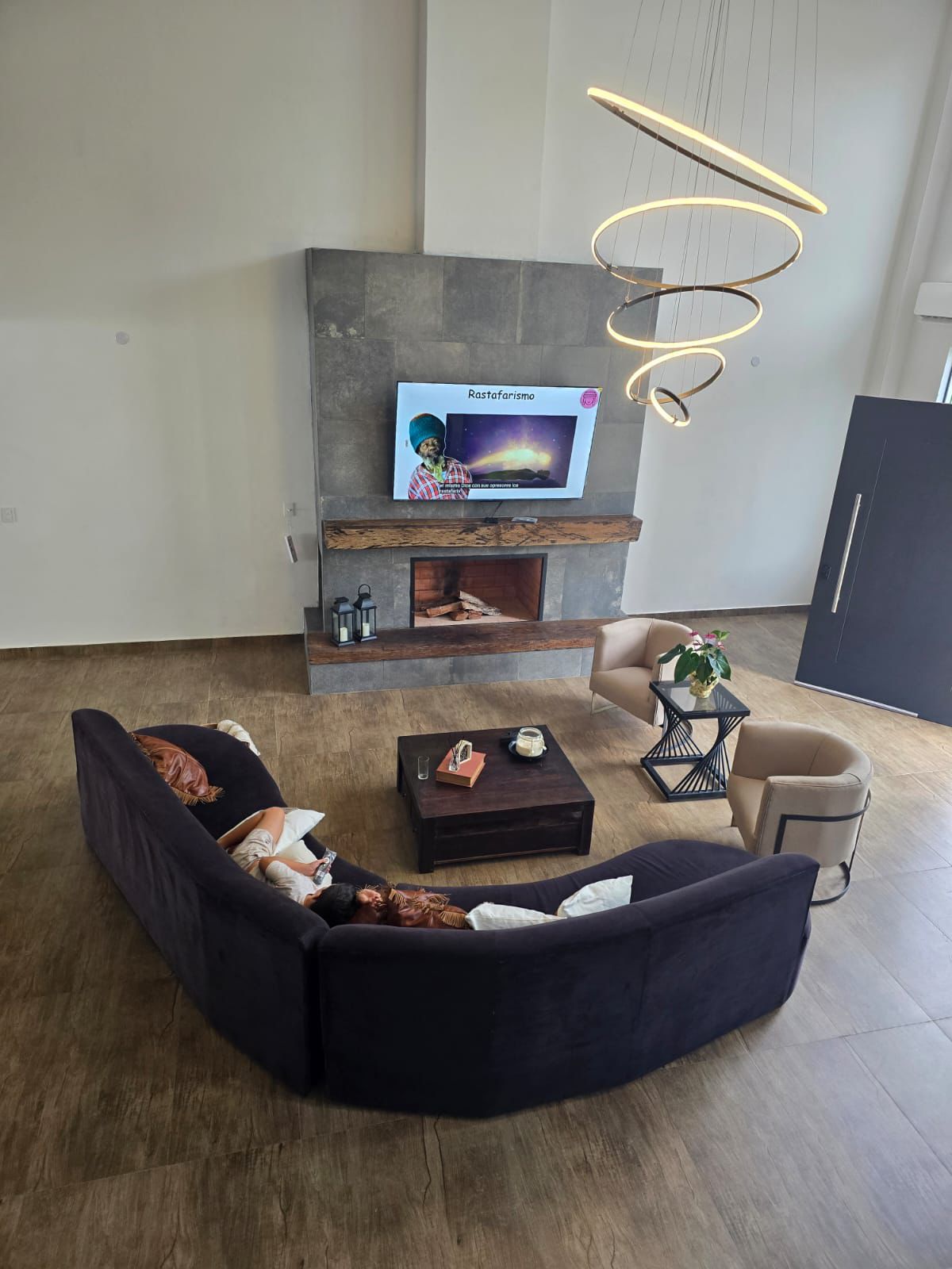????VENDO CASA AMOBLADA Y EQUIPADA EN SANBER — foto 2