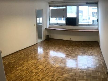 Apartamento De 1 Dormitorio Plaza Independencia. Oportunidad!!
