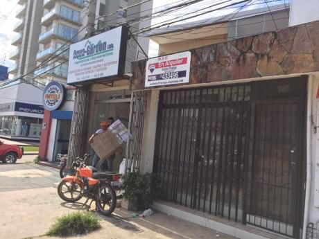 Ideal Para Oficina Sobre La Av. Banzer