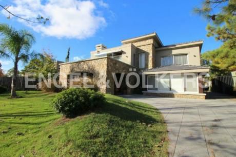 Casa En Venta En Montevideo – San Nicolás