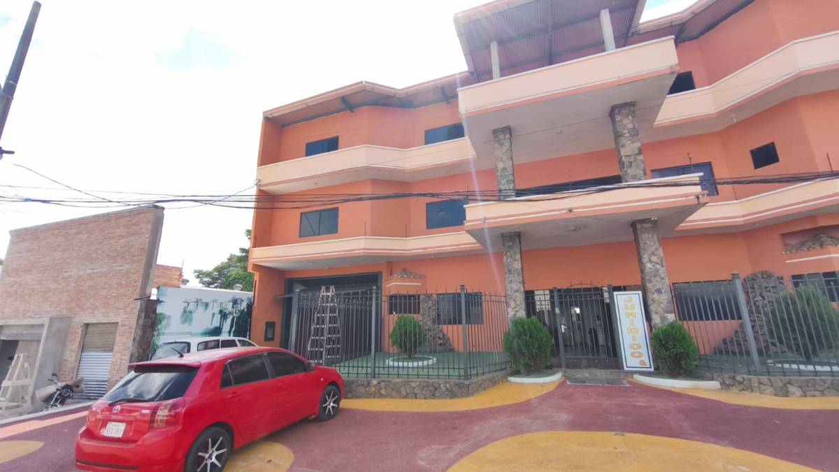 Imponente Inmueble Comercial en San Lorenzo: Edificio Administrativo + Tinglado — foto 2