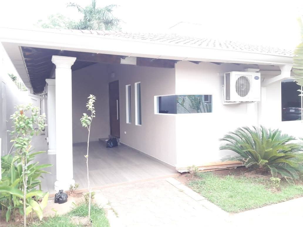 VENDO CASA EN CORONEL OVIEDO SOBRE RUTA 2