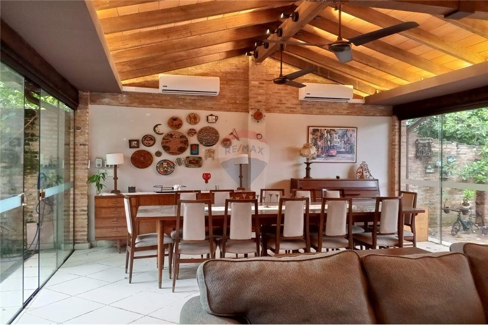 RESIDENCIA DE ALTA CATEGORÍA EN RECOLETA – CONFORT, AMPLITUD — foto 3