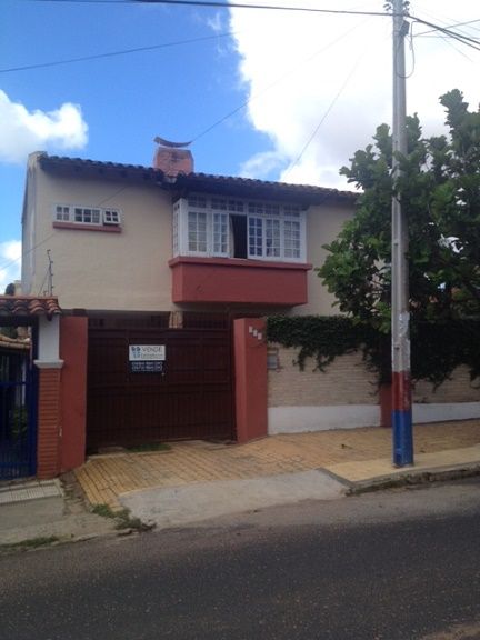 Bajamos De Precio!!vendo Casa A Cuadras De Stma. Trinidad