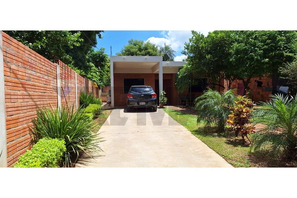 Casa - Venta - San Lorenzo, Central, Paraguay — foto 2