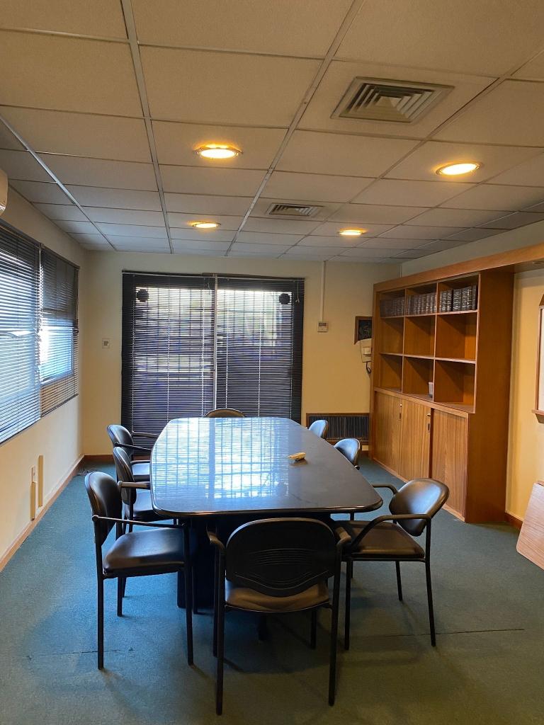 OFICINA EN VENTA Y ALQUILER FRENTE A RAMBLA · Foto 13