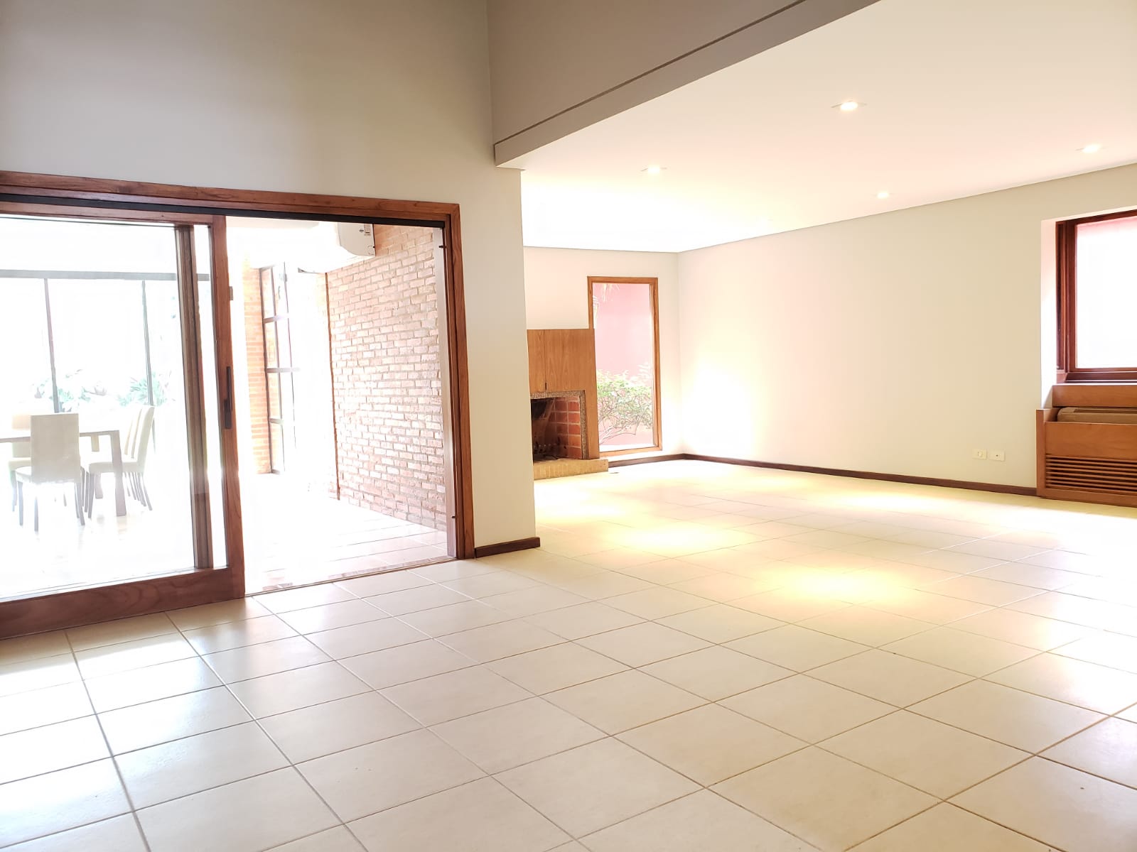 Alquilo Hermosa Casa En Barrio Cerrado — foto 2