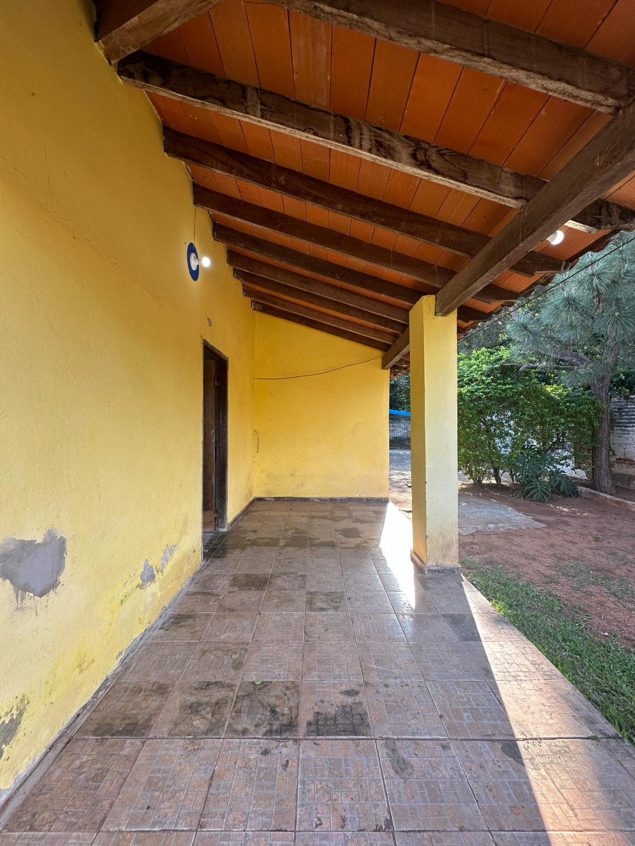 Vendo casa a demoler o refaccionar a precio de terreno — foto 3