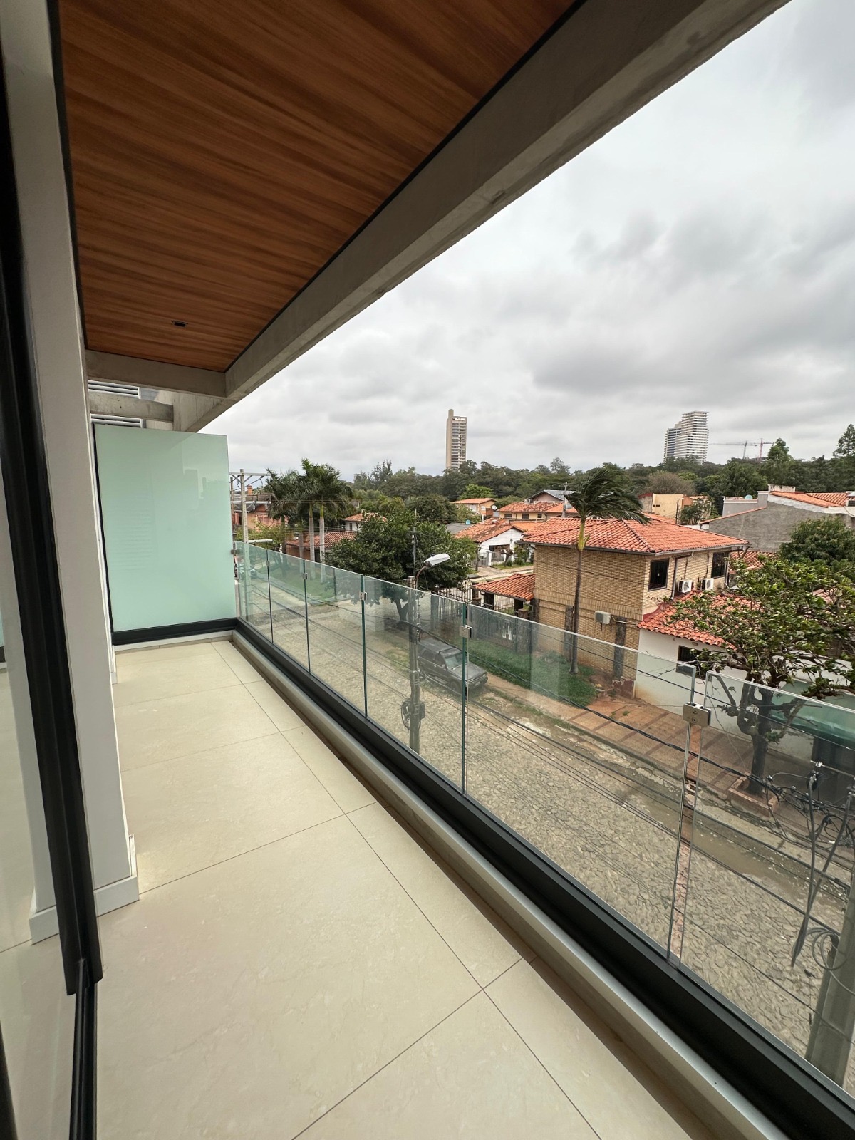 YKUA SATI - EN VENTA - AMPLIO DEPARTAMENTO DE 1 DORMITORIO (EN SUITE) — foto 3