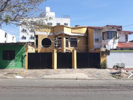 $us. 1,000.- Alquiler De Hermosa Casa Zona Equipetrol