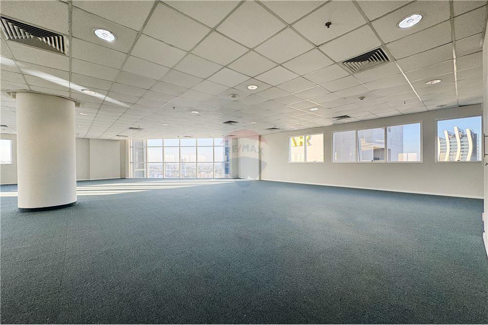OFICINA CORPORATIVA EN EL WTC EN ALQUILER - TORRE 2 — foto 3