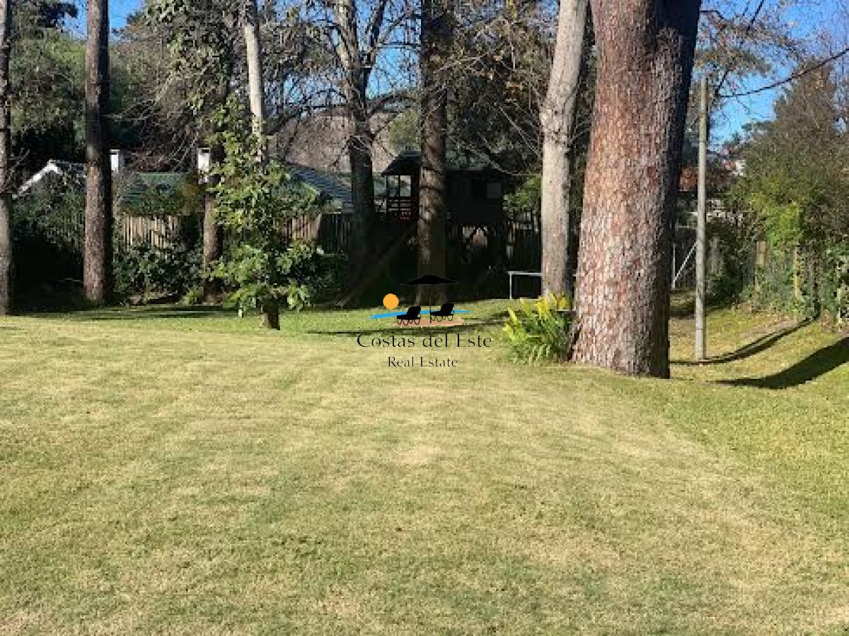 Casa En Venta Y Alquiler Anual En La Mansa Con Gran Barbacoa Y Piscina!! · Foto 4