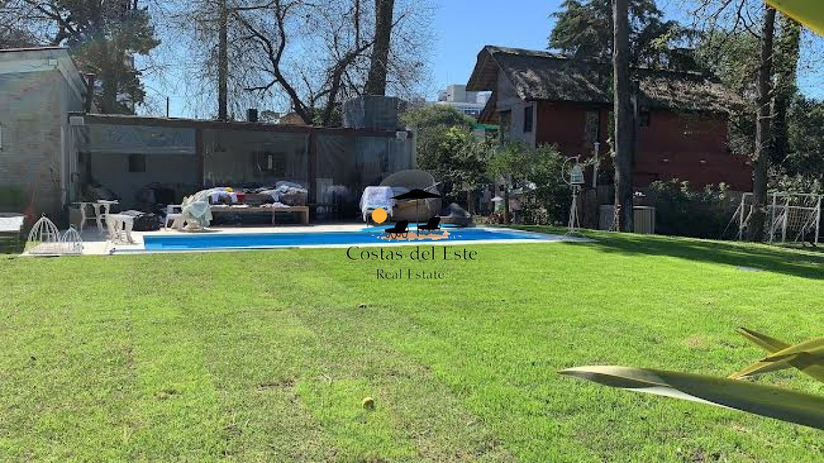 Casa En Venta Y Alquiler Anual En La Mansa Con Gran Barbacoa Y Piscina!! · Foto 1