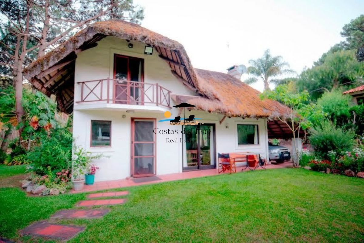 Alquilo Hermoso Quincho En Zona De Portezuelo,punta Del Este · Foto 2