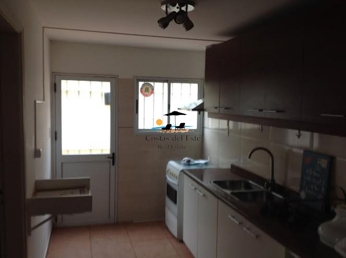 Alquiler Anual,casa De 3 Dormitorios + Dependencia Con Baño En La Mansa · Foto 5