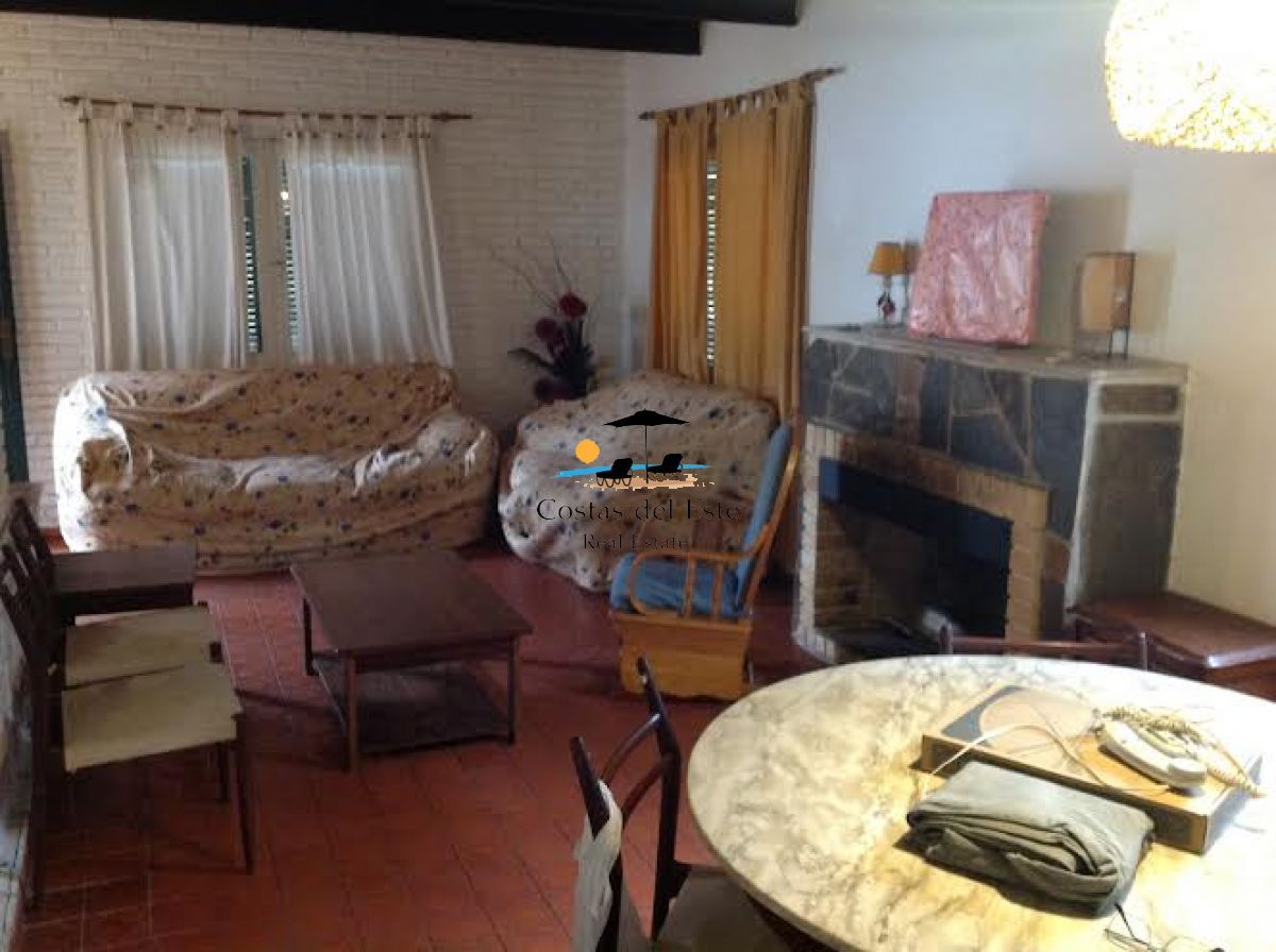 Alquiler Anual,casa De 3 Dormitorios + Dependencia Con Baño En La Mansa · Foto 3
