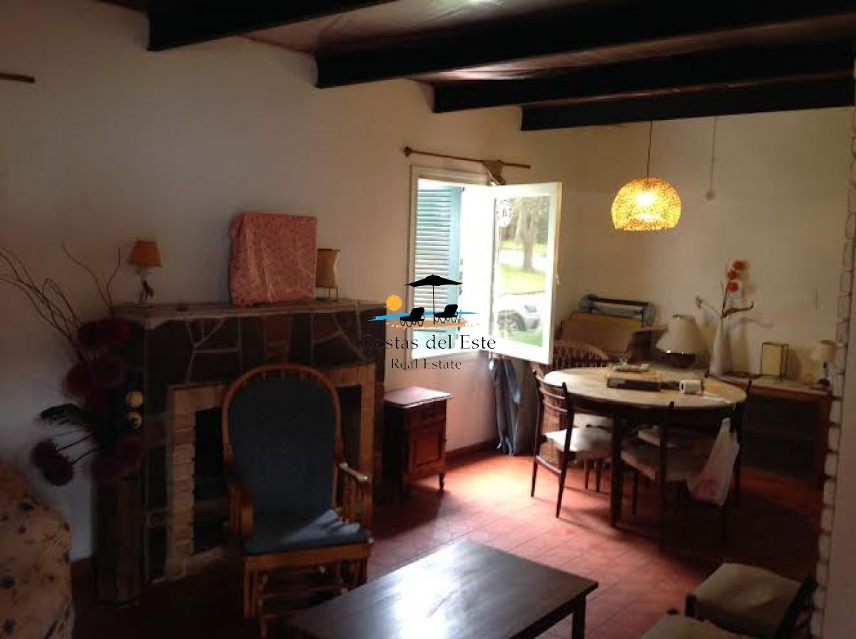 Alquiler Anual,casa De 3 Dormitorios + Dependencia Con Baño En La Mansa · Foto 1