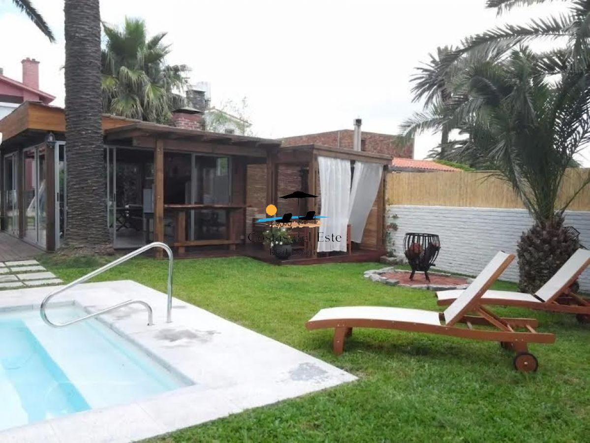Alquilo Anual Hermosa Y Amplia Casa De 5 Dormitorios En Plena Península De Punta Del Este,maldonado,uruguay!! · Foto 3