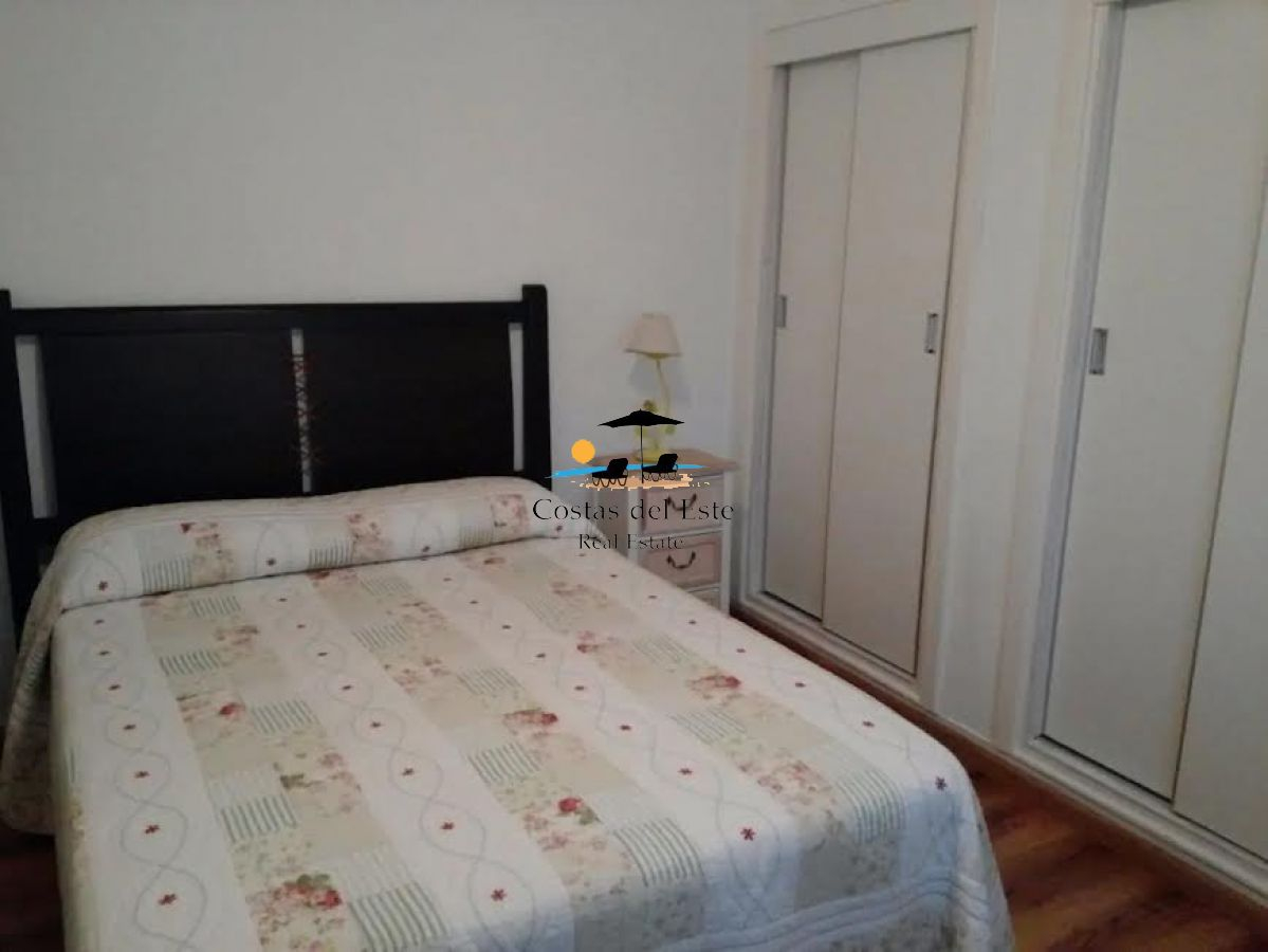 Alquilo Anual Hermosa Y Amplia Casa De 5 Dormitorios En Plena Península De Punta Del Este,maldonado,uruguay!! · Foto 2