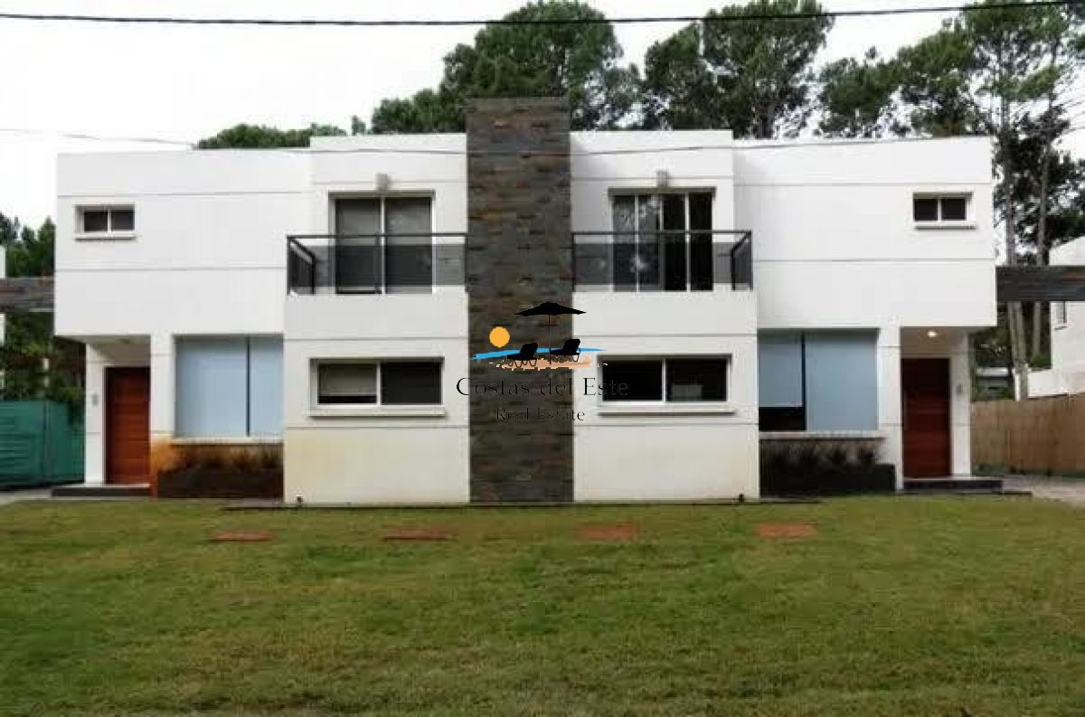 Alquilo Anual Casa De 4 Dorm. En El Mejor Complejo De Punta! · Foto 2
