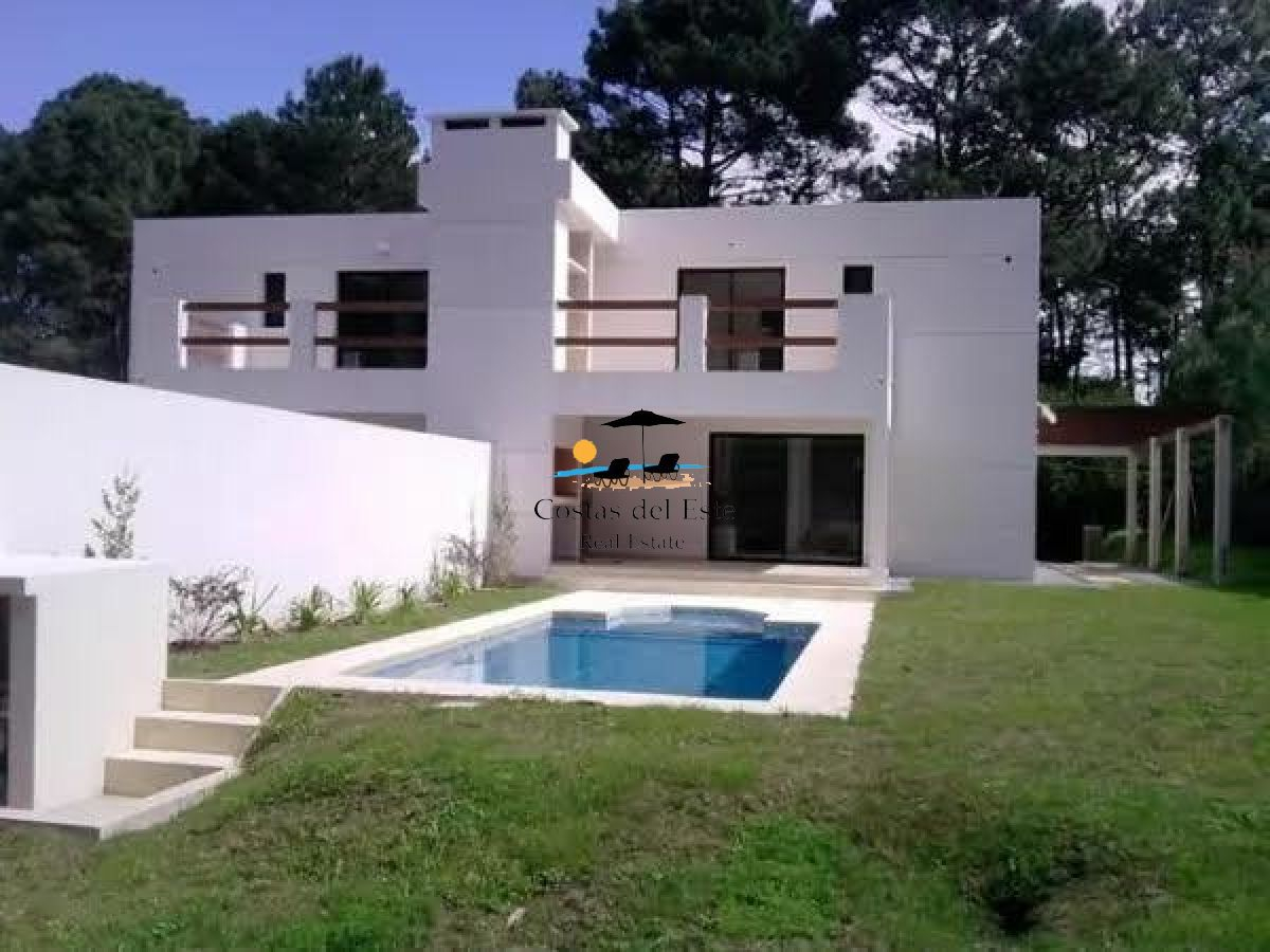 Alquilo Anual Casa De 4 Dorm. En El Mejor Complejo De Punta! · Foto 3