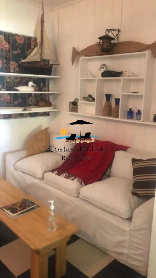 Alquiler Anual Hermosa Casa En Playa Mansa,3 Dormitorios + Dependencia De Servicio · Foto 5