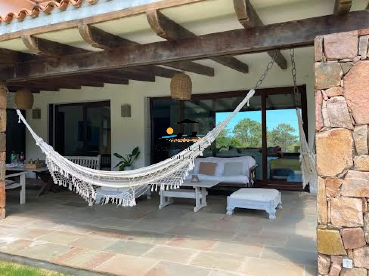 Alquiler Anual Hermosa Casa En La Barra De 4 Dormitorios + Dependencia De Servicio Con Baño! · Foto 4