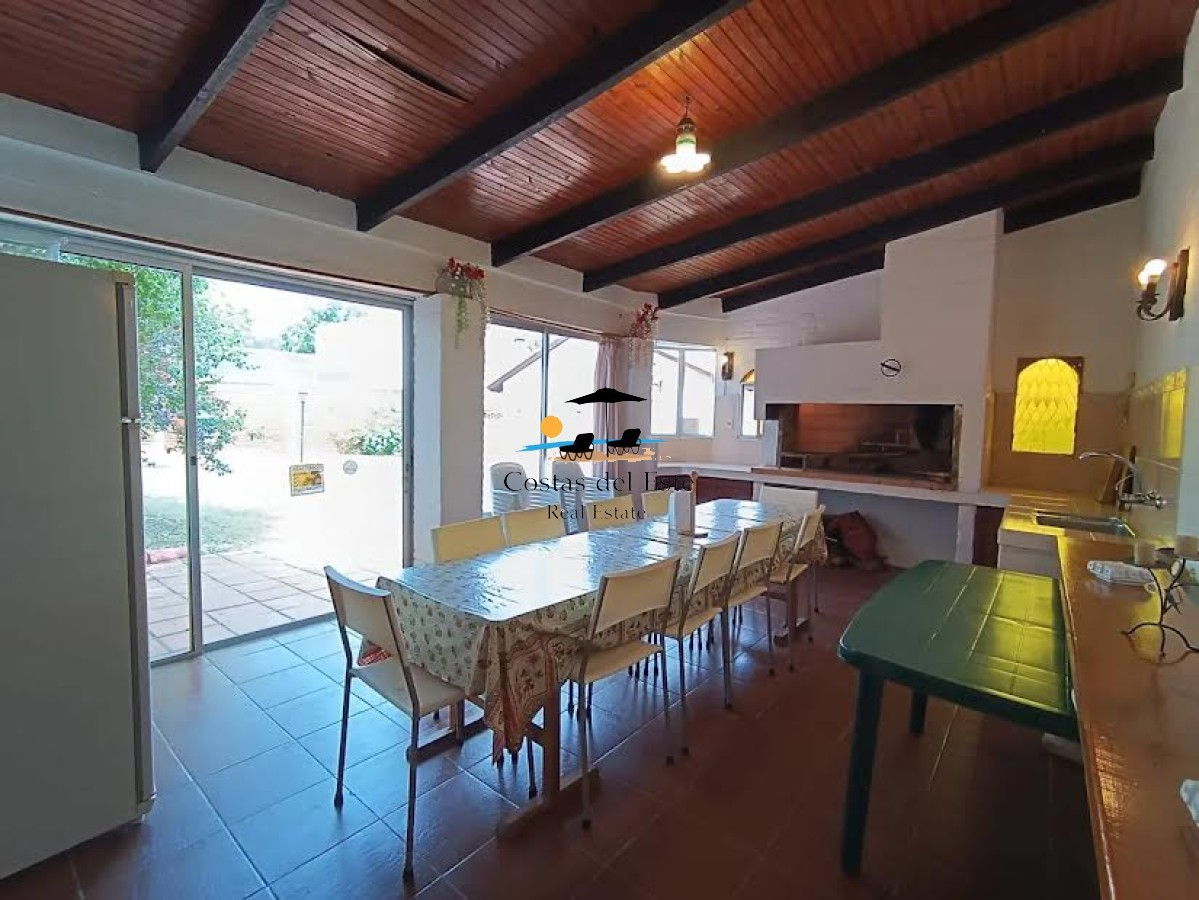 Casa En Alquiler Anual De 3 Dormitorios En Zona Aidy Grill · Foto 6