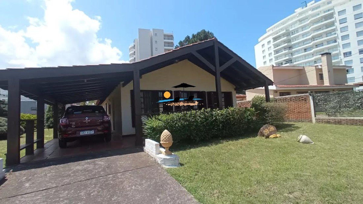Casa En Alquiler Anual De 3 Dormitorios En Zona Aidy Grill · Foto 1