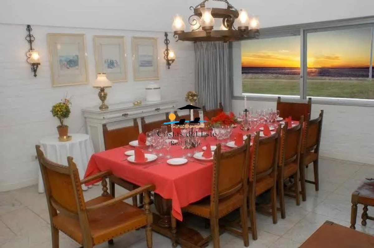 Alquilo Anualmente Excepcional Residencia Frente Al Mar! · Foto 6