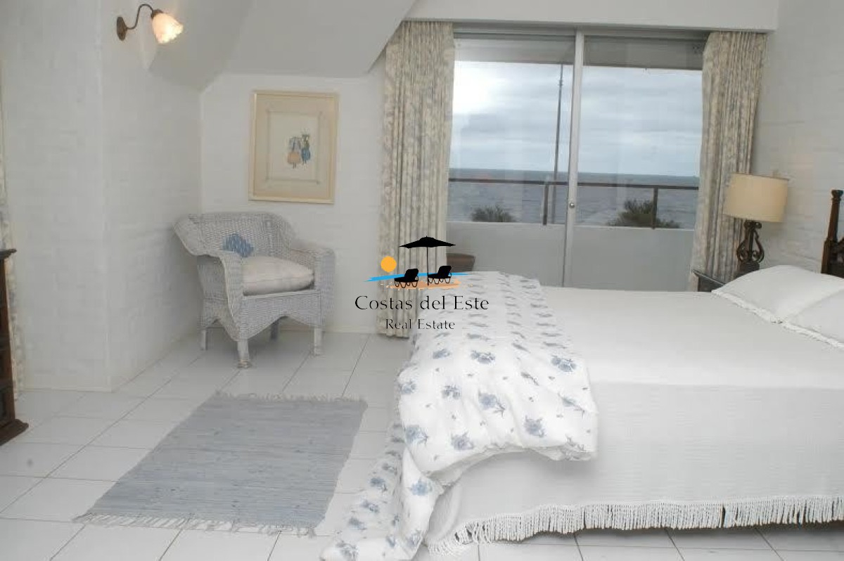 Alquilo Anualmente Excepcional Residencia Frente Al Mar! · Foto 8