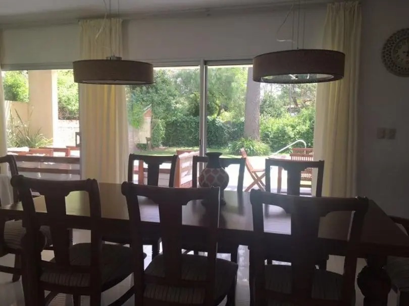 Alquiler ANUAL ,confortable Casa En La Mansa,3 Suite Y Piscina Climatizada!! · Foto 8