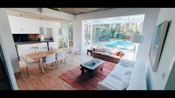 Casa en alquiler de 5 dormitorios c/ cochera en Lugano · Foto 6