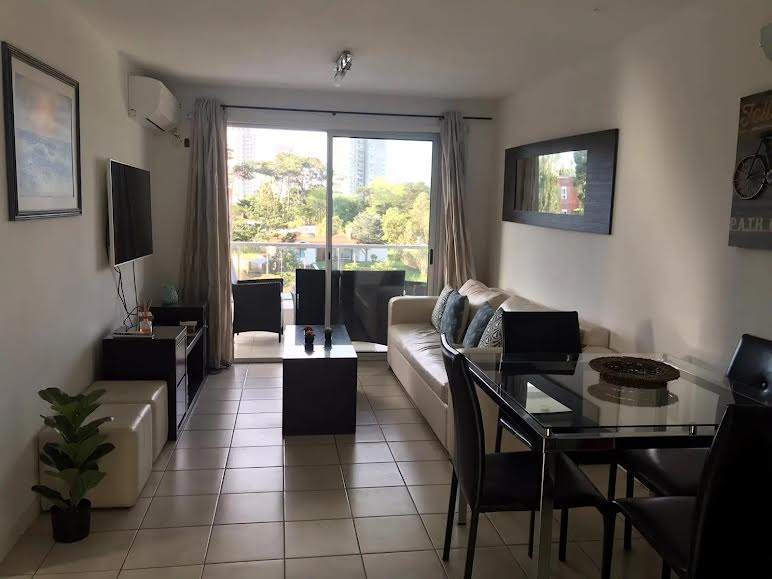 Apartamento en alquiler de 1 dormitorio c/ cochera en Aidy Grill · Foto 8