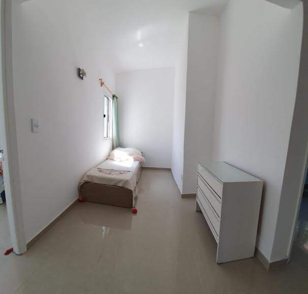 Casa en alquiler de 3 dormitorios c/ cochera en Playa Mansa · Foto 2