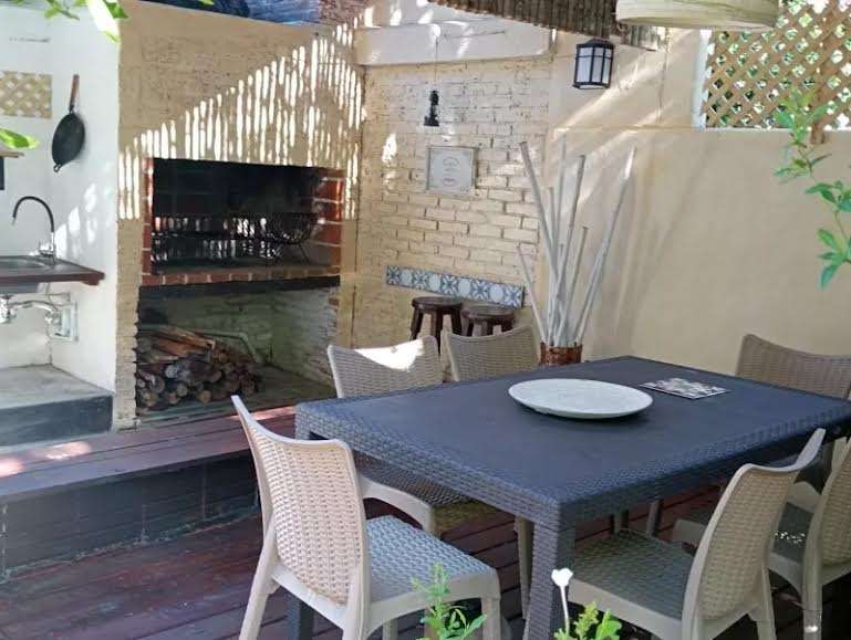 Casa en alquiler de 4 dormitorios c/ cochera en Rincón del Indio · Foto 8