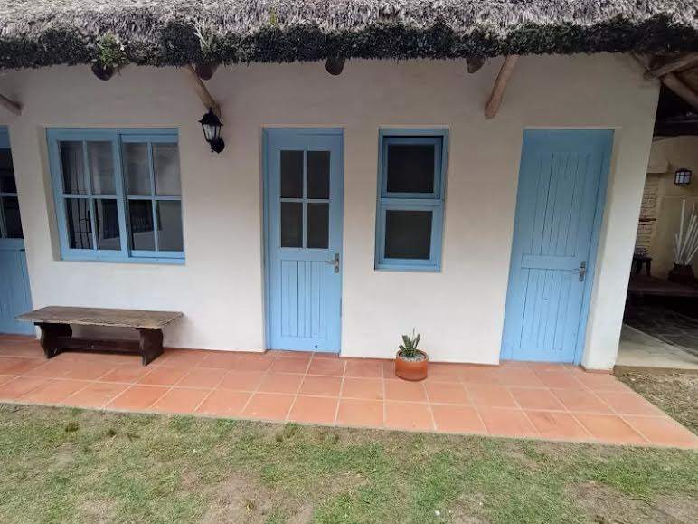 Casa en alquiler de 4 dormitorios c/ cochera en Rincón del Indio · Foto 3