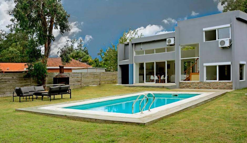 Casa en alquiler c/ cochera en Beverly Hills · Foto 2