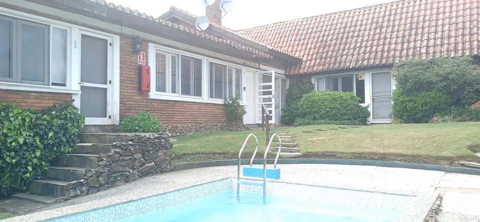 Apartamento en alquiler c/ cochera en Pinares · Foto 3