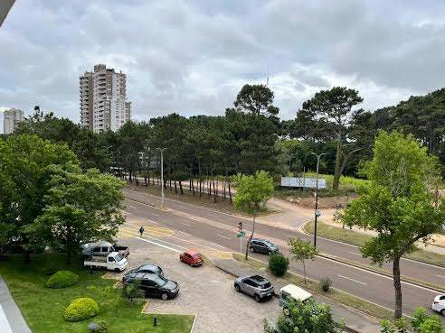 Apartamento en alquiler c/ cochera en Roosevelt · Foto 1