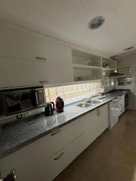 Casa en alquiler c/ cochera en Montoya · Foto 5