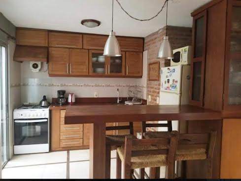 Casa en alquiler c/ cochera en Pinares · Foto 7